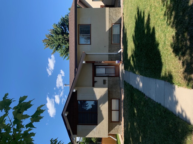 1027 Lakemount Boulevard South