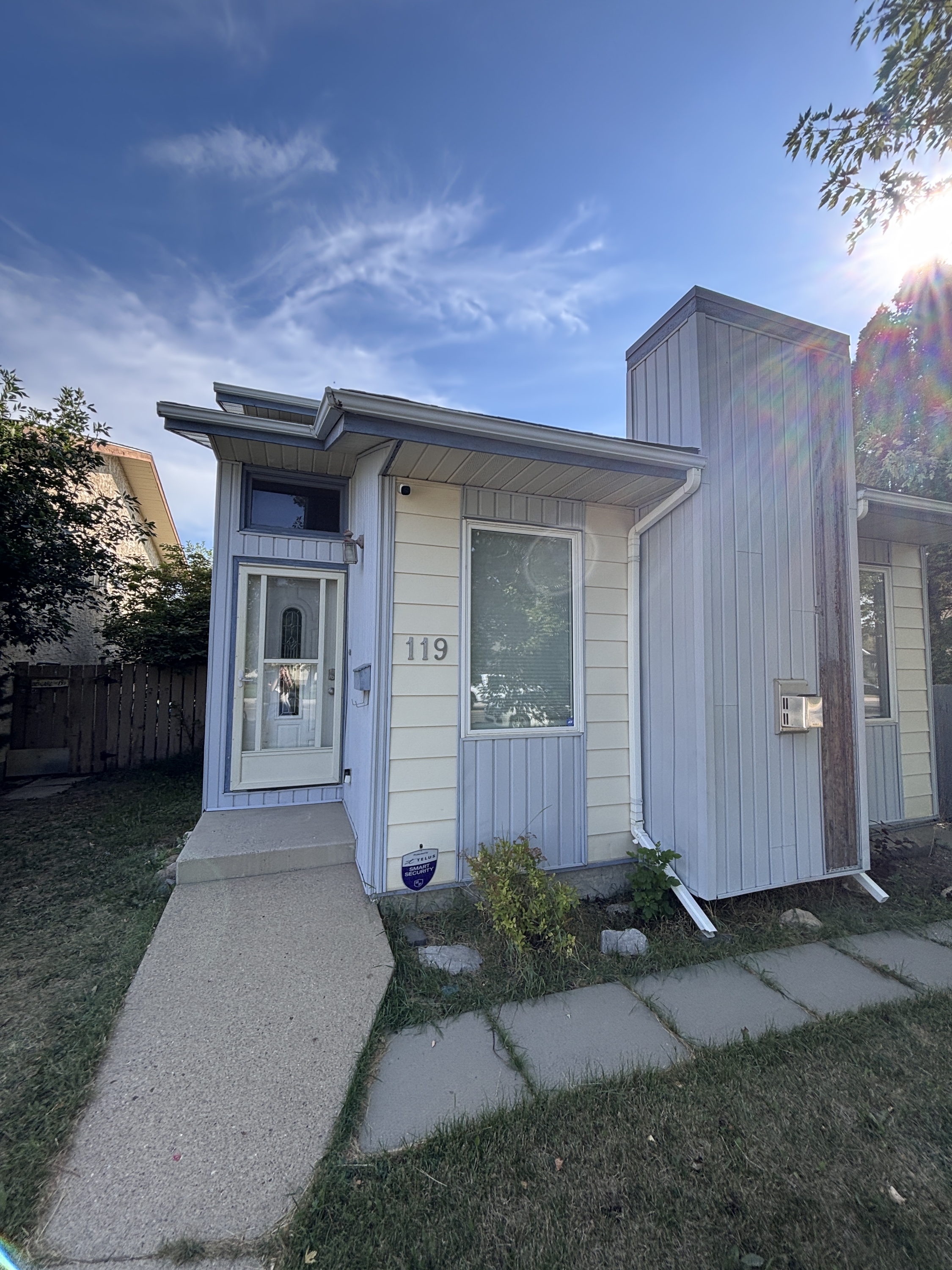 119 Red Crow Boulevard West